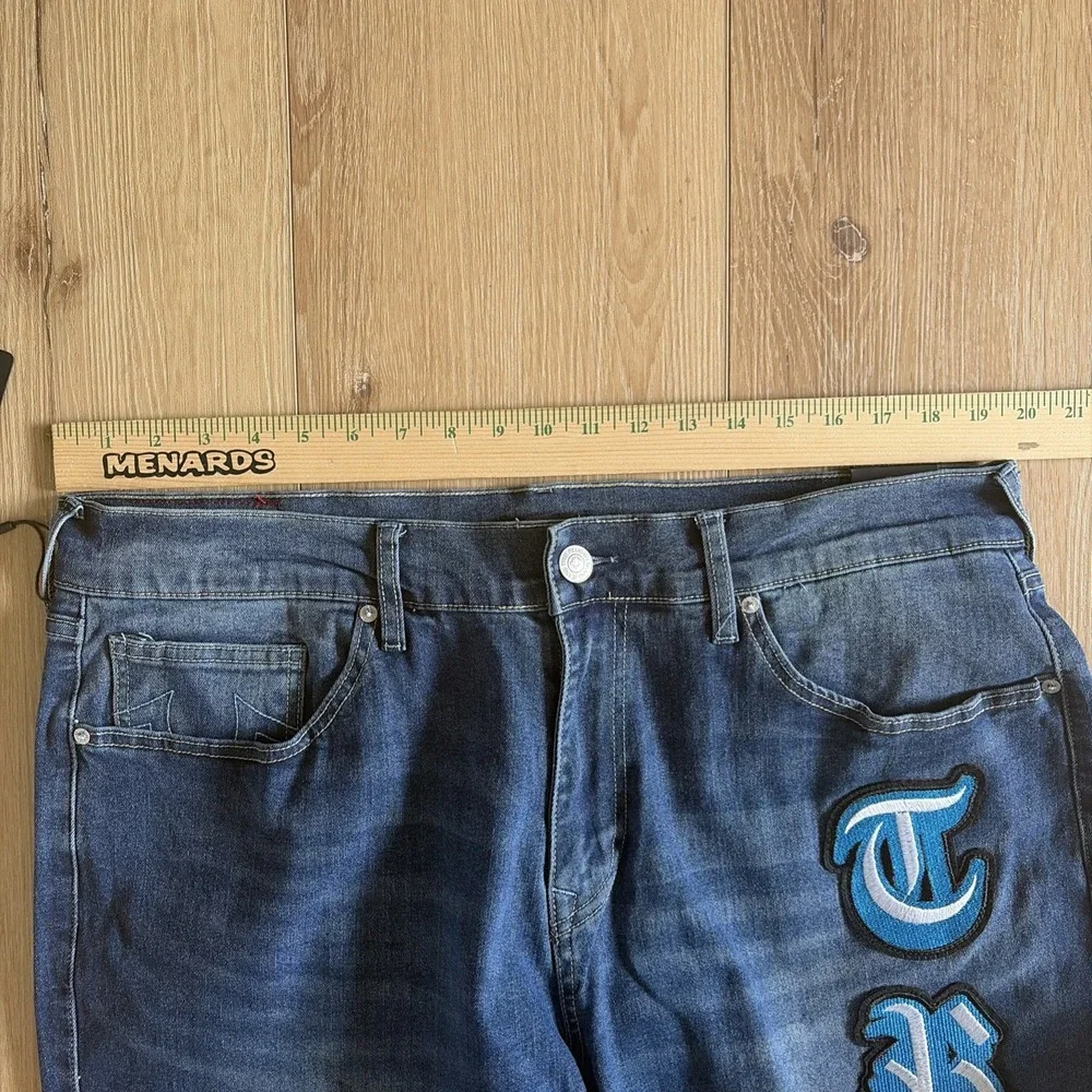 True Religion Bobby Applique Relaxed Baggy Jeans Size 36 Medium Blaze Wash NWT
